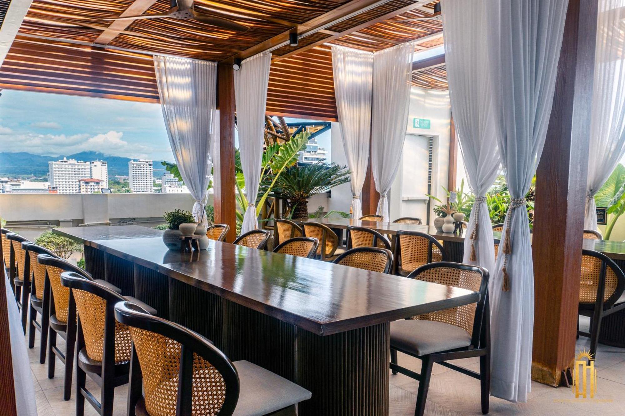 Azzurro Hotel Angeles Eksteriør bilde